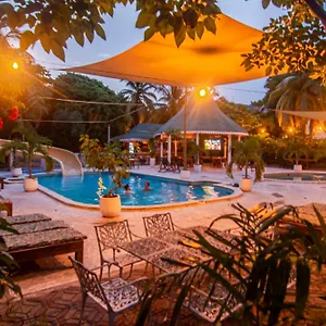 Secreto Albergue Isla Grande (Cartagena)